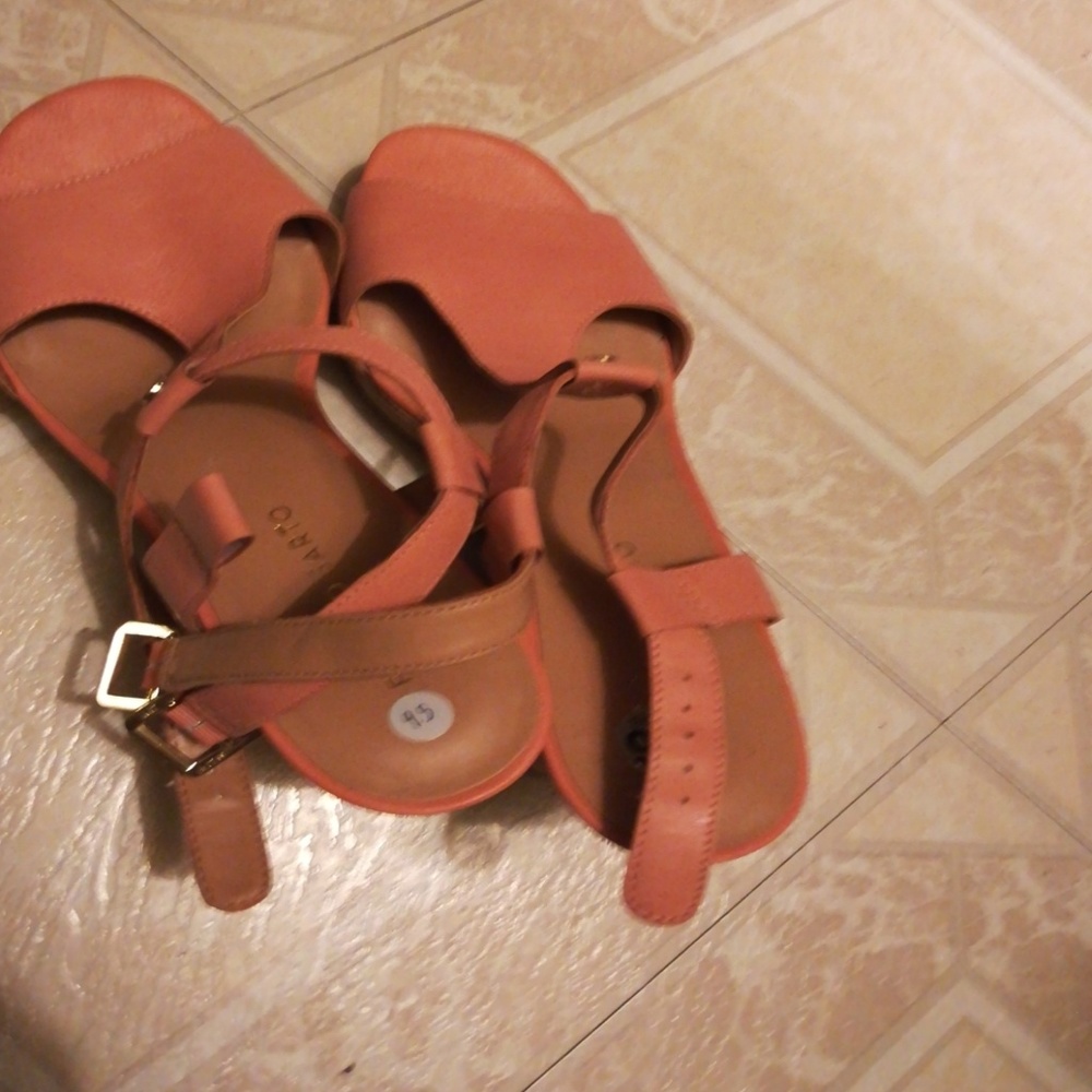 Pink Wedges - Picture 2 of 3